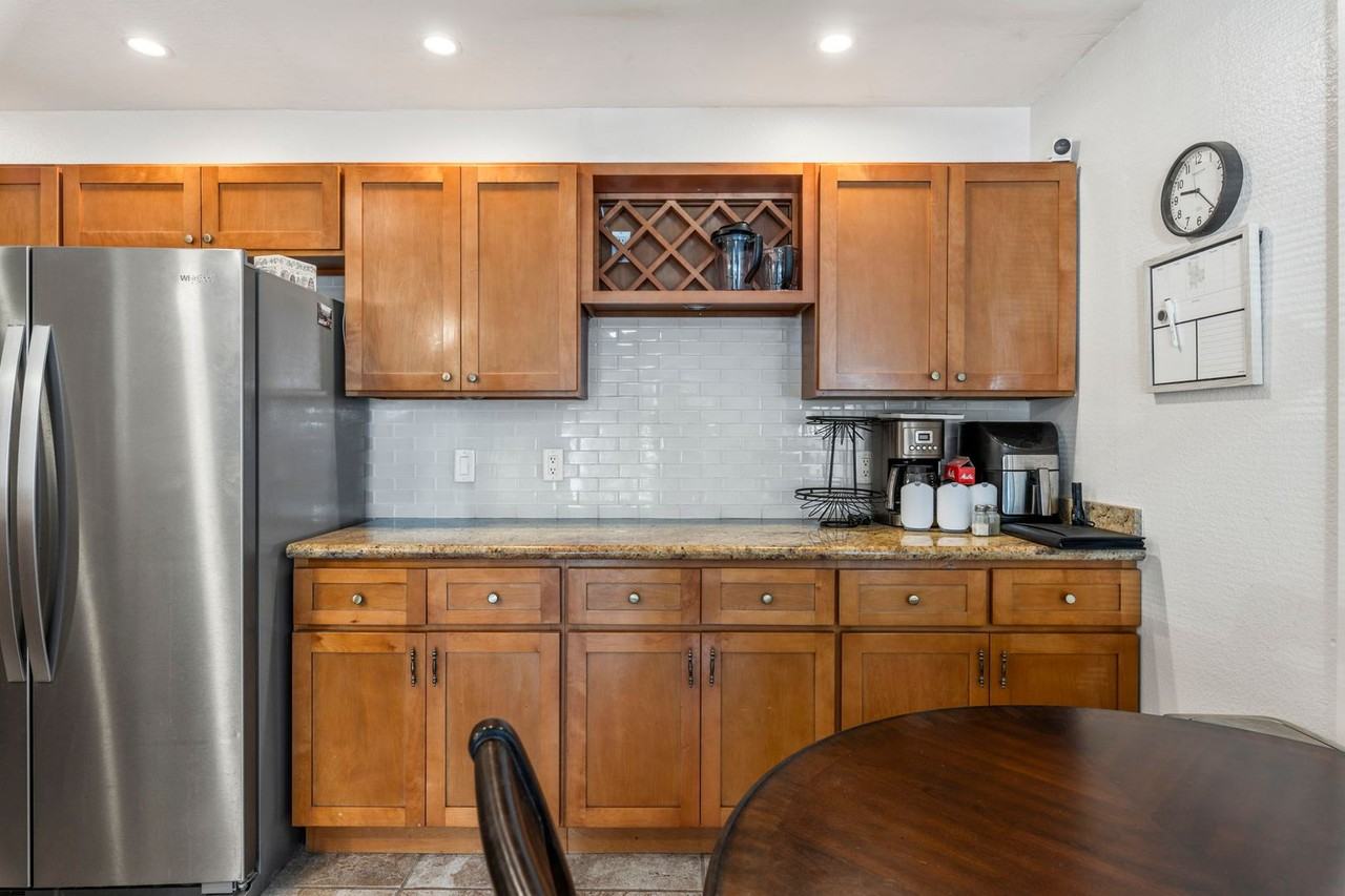 140 Uwapo Rd #21-104 - Photo 5 of 29