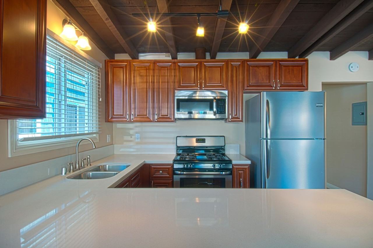 108 28th - Photo 2 of 19