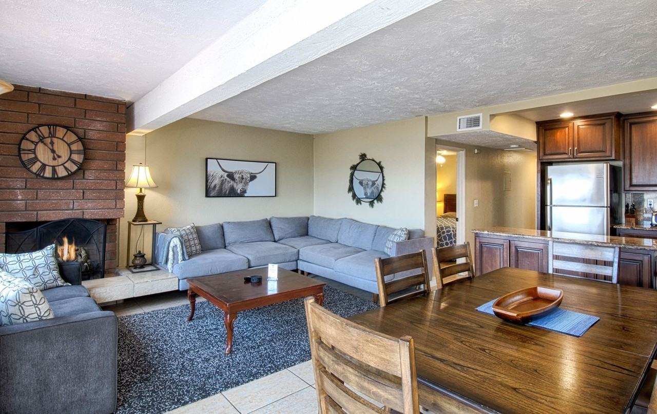 414 Oceanfront - Photo 4 of 20