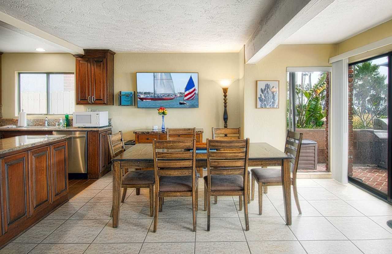 414 Oceanfront - Photo 6 of 20