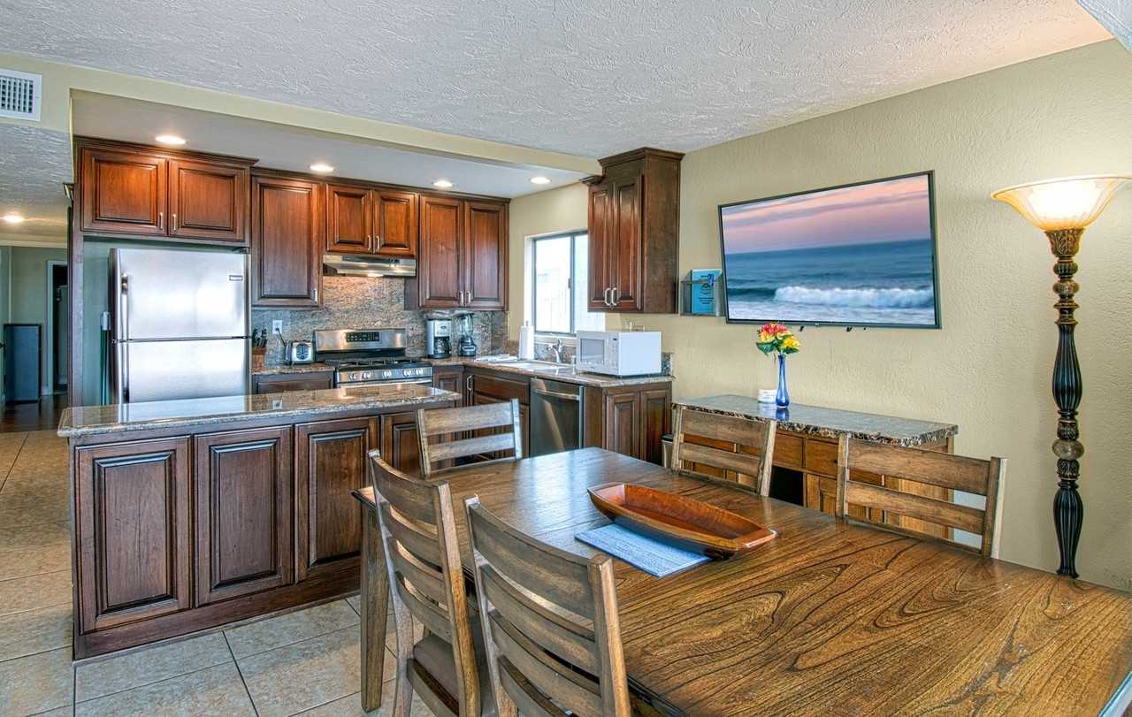 414 Oceanfront - Photo 7 of 20