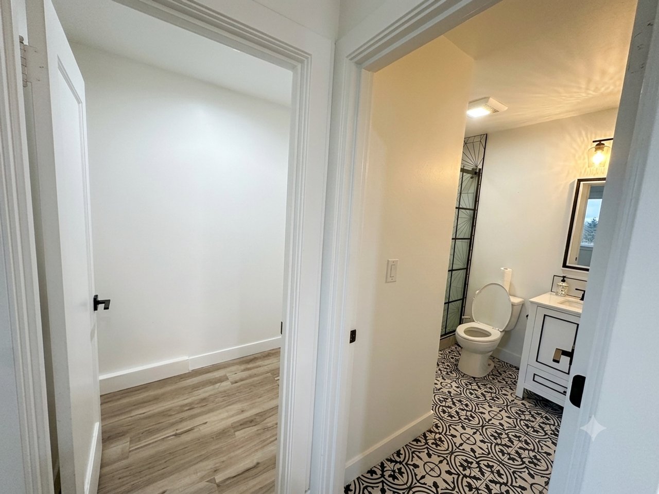1464 55th Ave - Photo 5 of 9