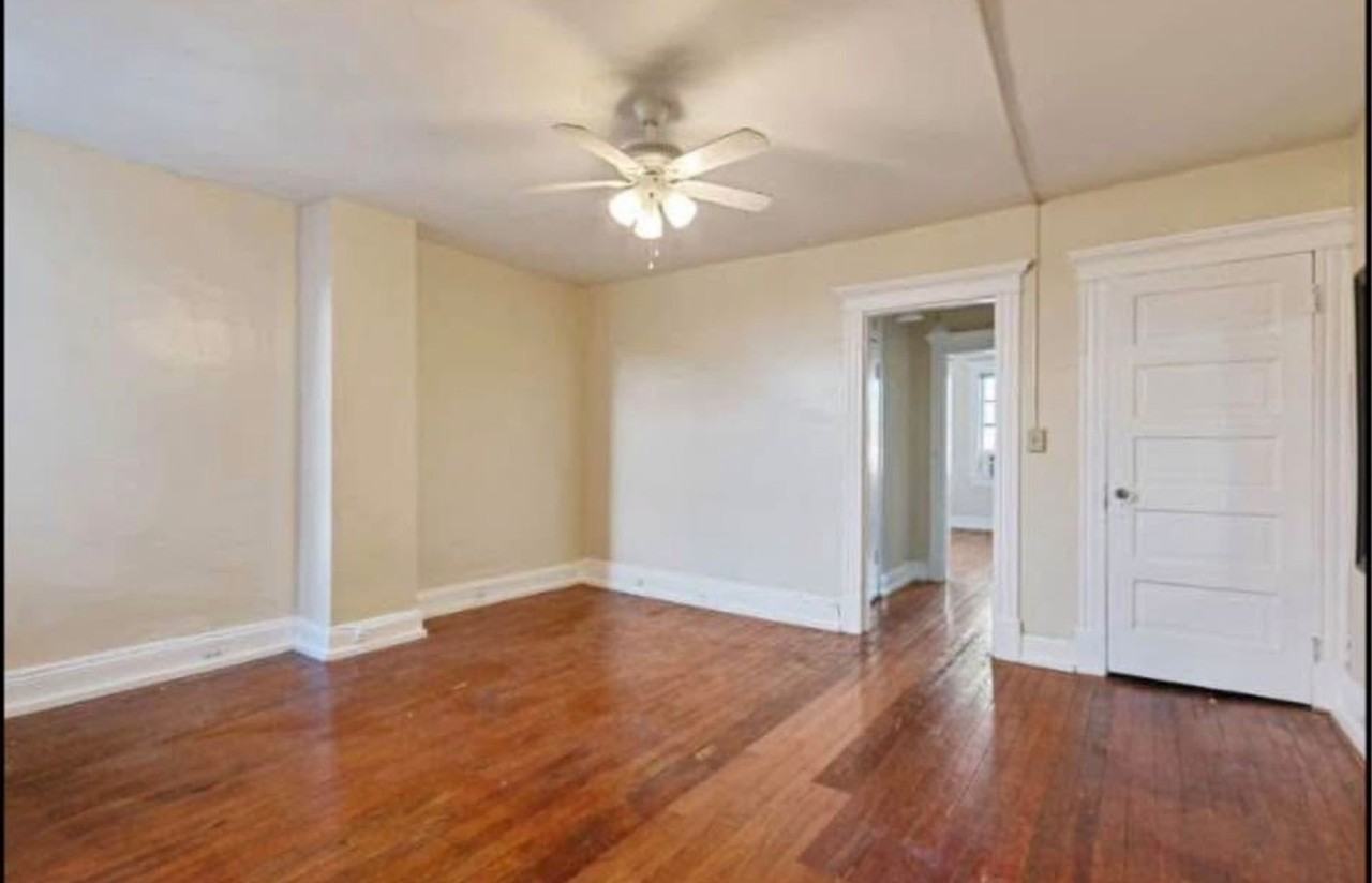 2916 Guilford Ave - Photo 6 of 30