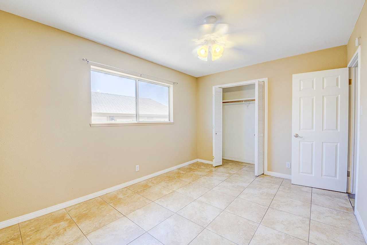 3990 Syracuse Dr - Photo 6 of 50
