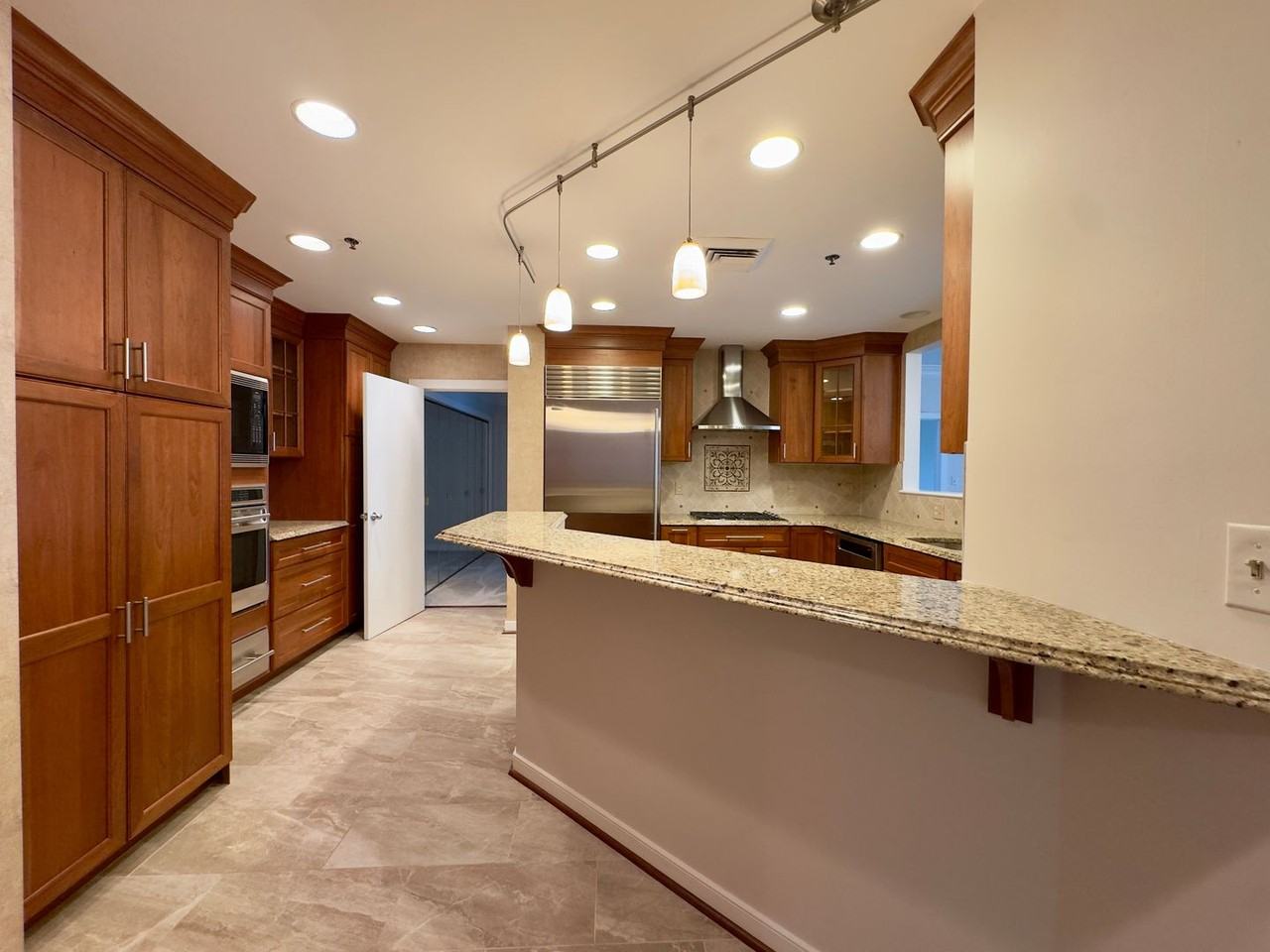 2901 Boston St #508 - Photo 7 of 26