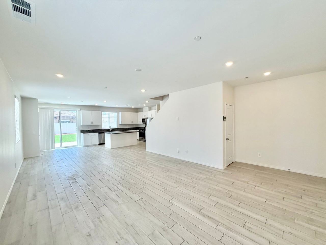 29949 Ballast Rd - Photo 6 of 42