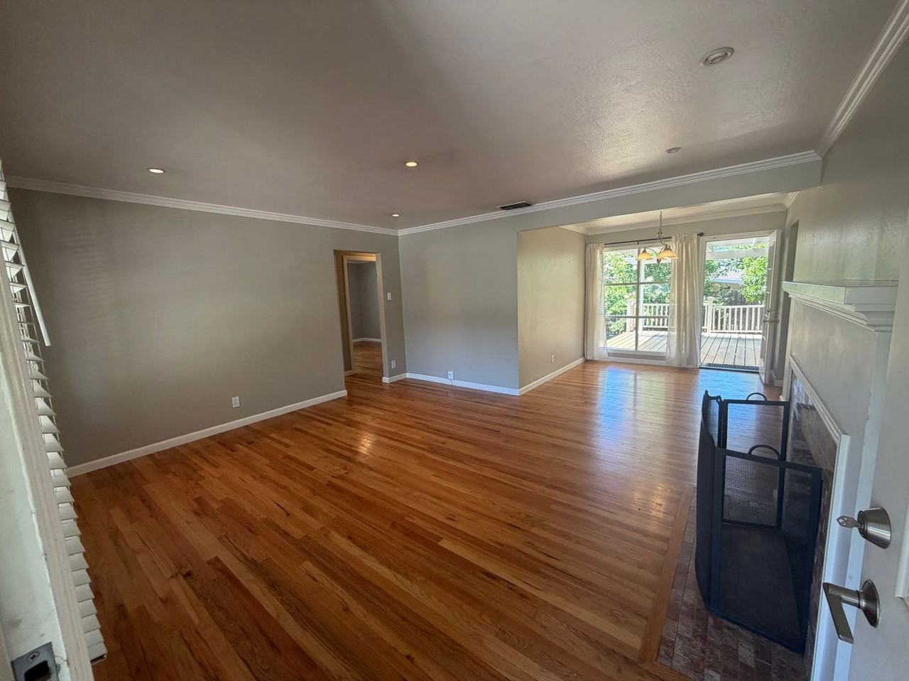 1432 63rd St - Photo 4 of 25