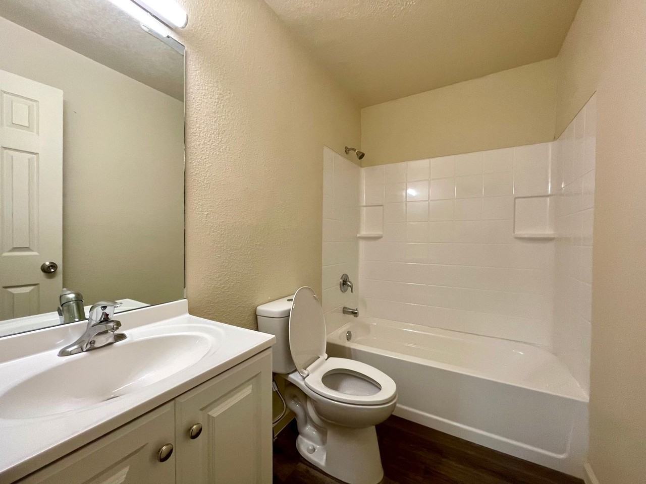 Chico Apartments - Photo 4 of 5