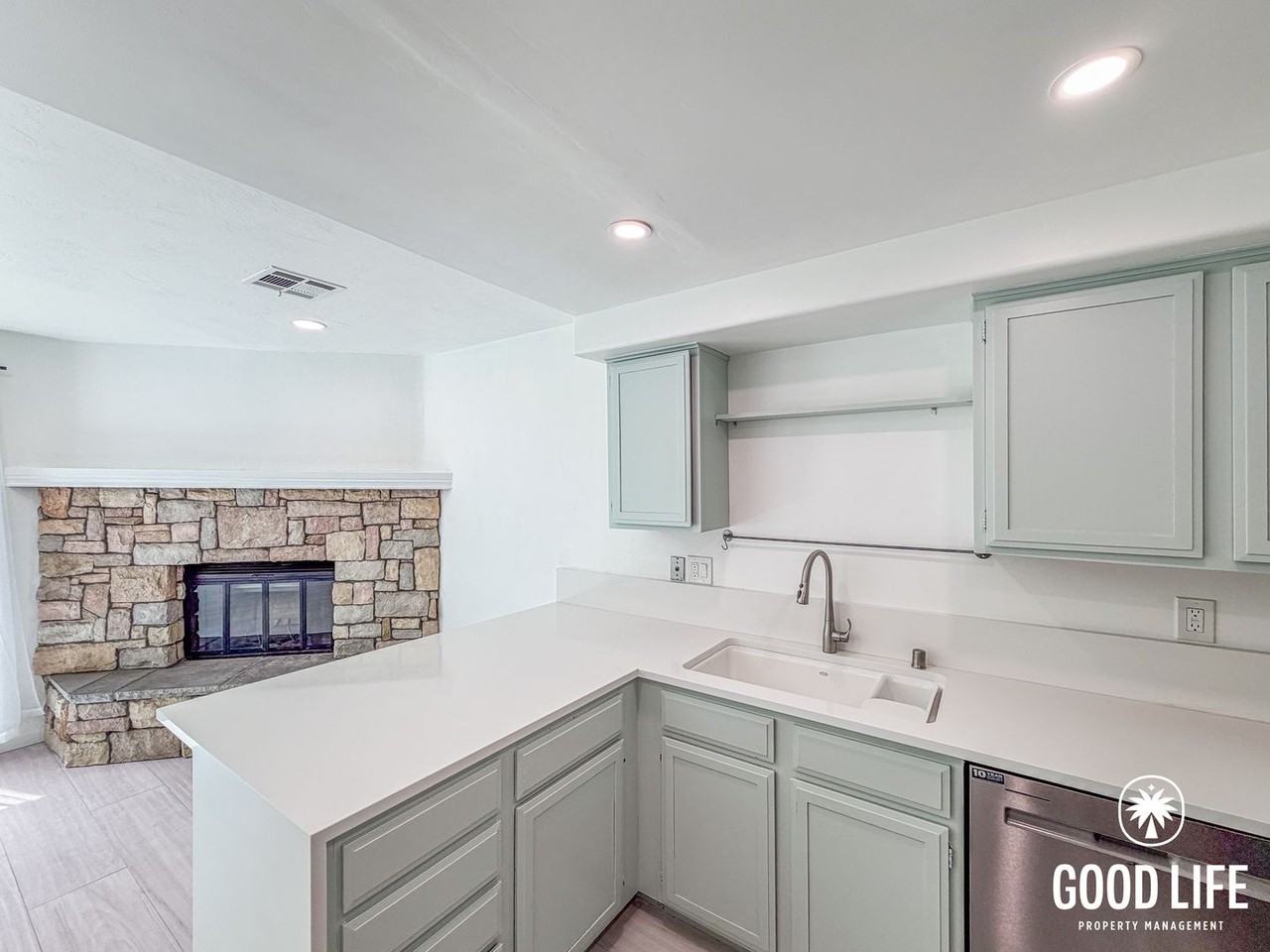 4964 Waring Rd #C - Photo 5 of 21