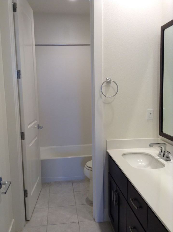 413 Wayland Loop - Photo 6 of 50