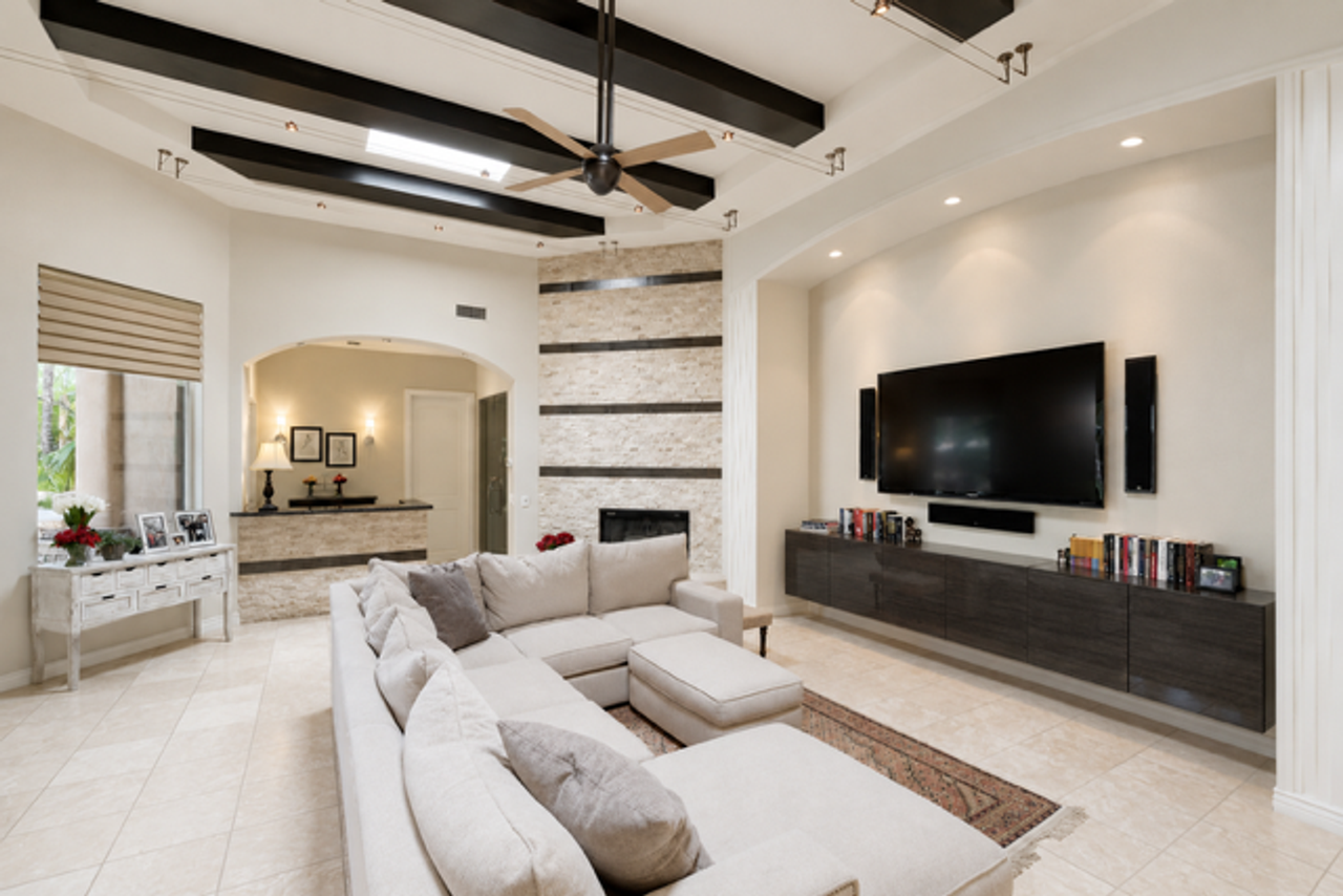 7407 N 71st Pl - Photo 4 of 19