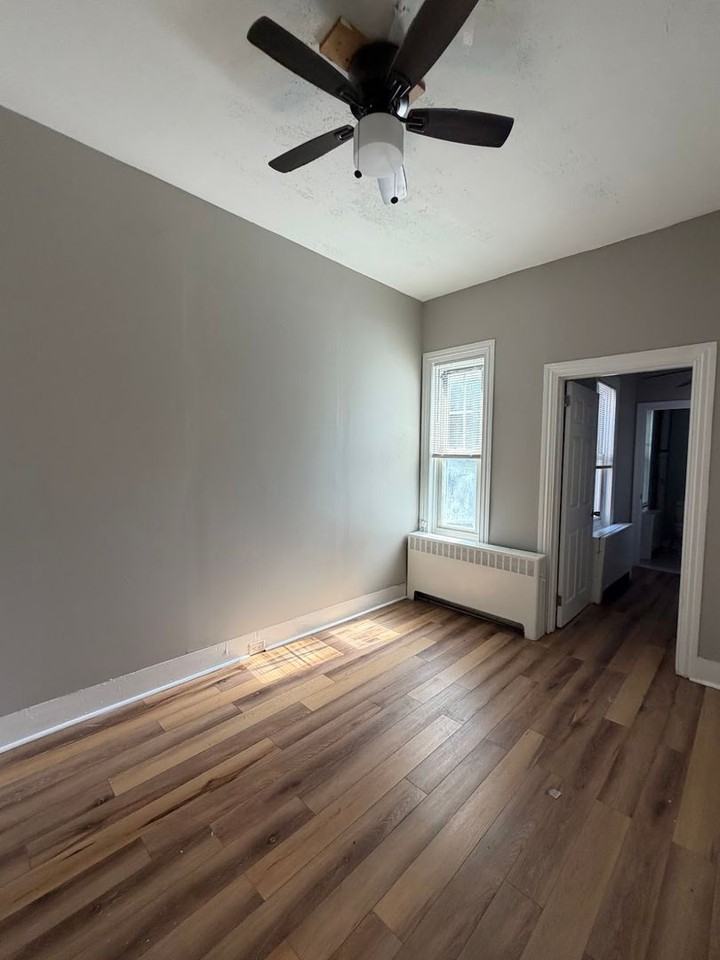317 Wunder St - Photo 6 of 10