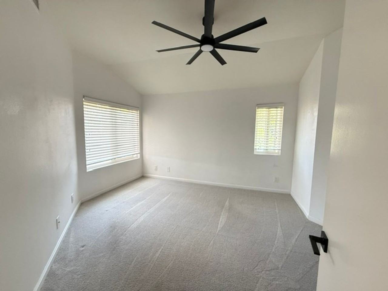 7370 Park View Ct #142 - Photo 6 of 19