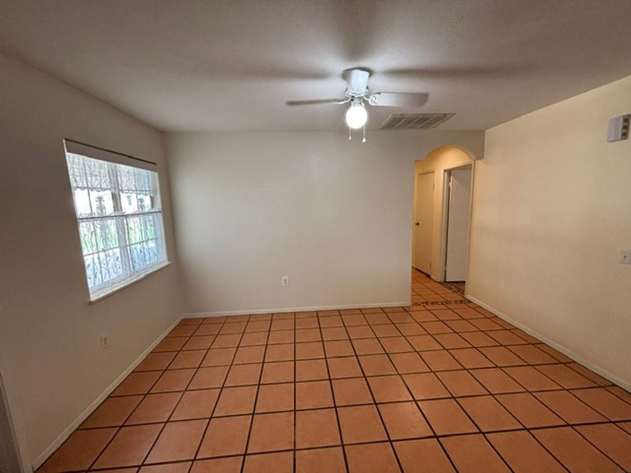 2087 S 9th St - Photo 5 of 15