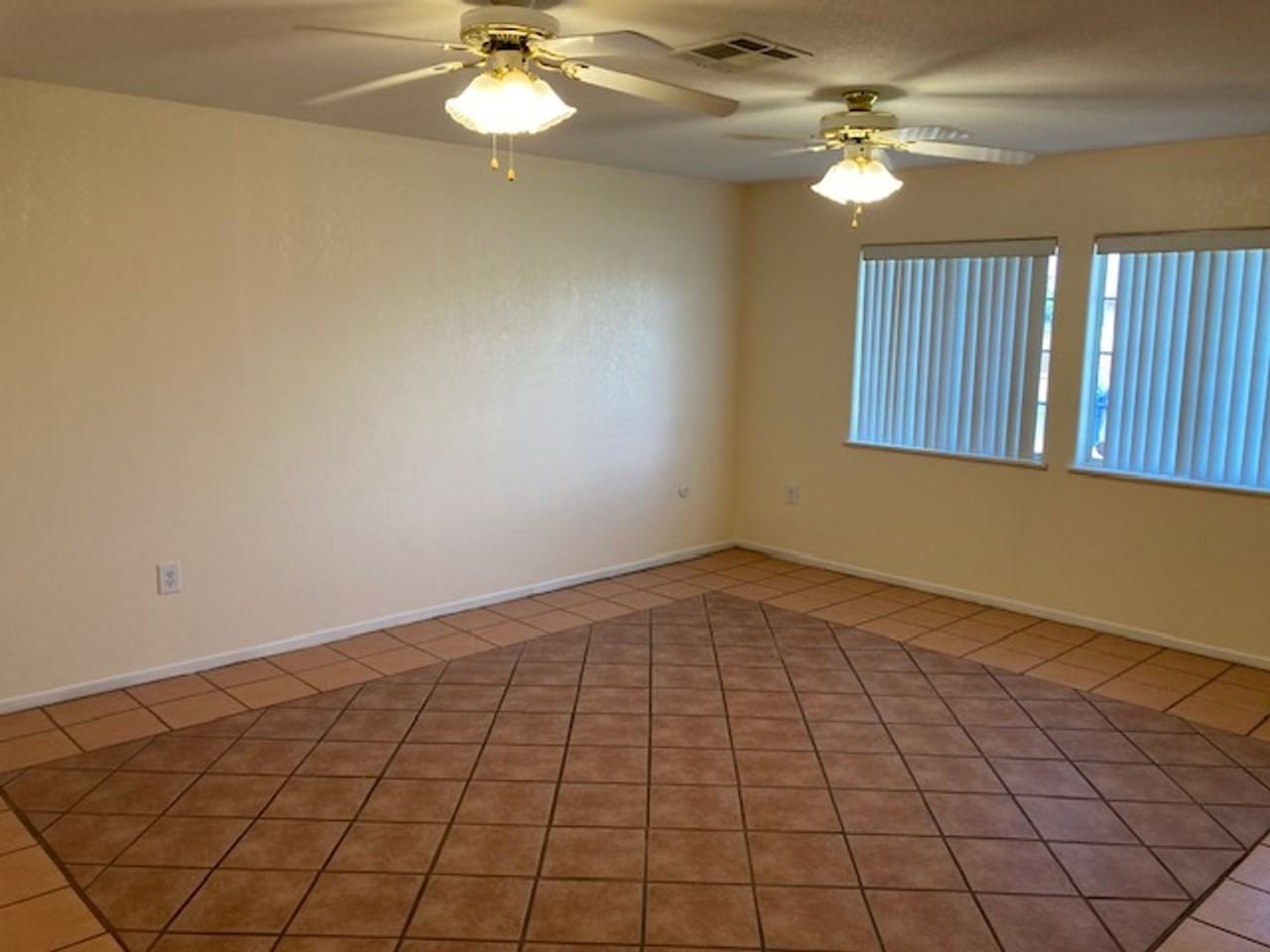 2087 S 9th St - Photo 6 of 15