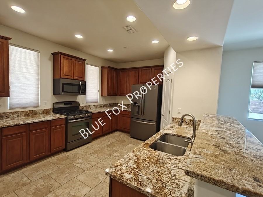 12812 N Camino Vieja Rancheria - Photo 5 of 48