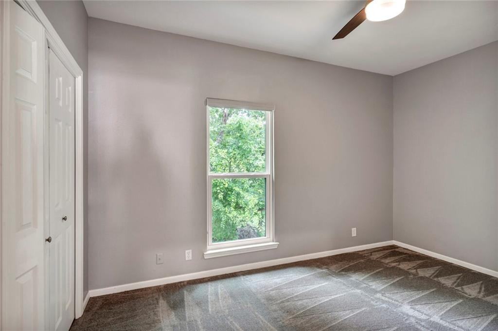 1307 Kinney Ave #110 - Photo 7 of 18