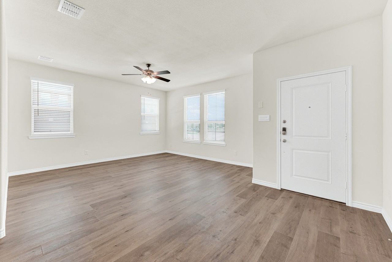 1903 Hellams Ln #1 - Photo 7 of 27