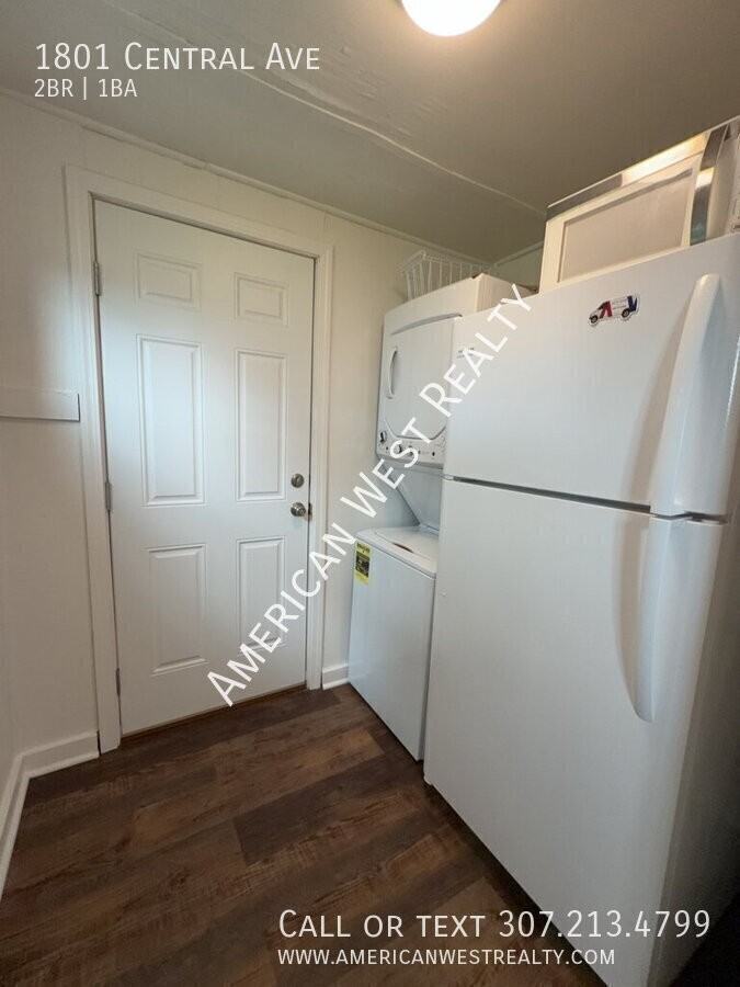 1801 Central Ave - Photo 3 of 8