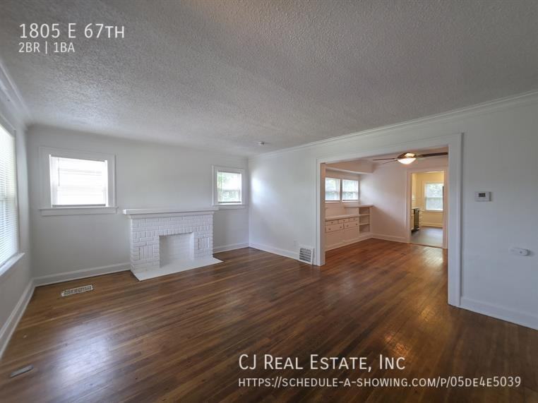1805 E 67th Ter - Photo 3 of 11