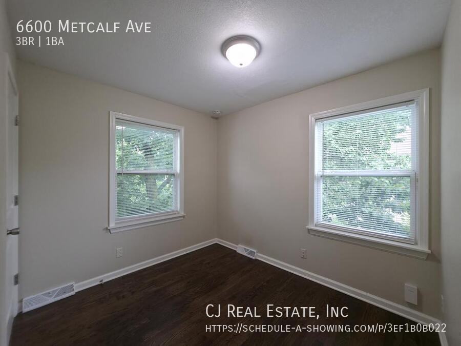 6600 Metcalf Ave - Photo 6 of 11