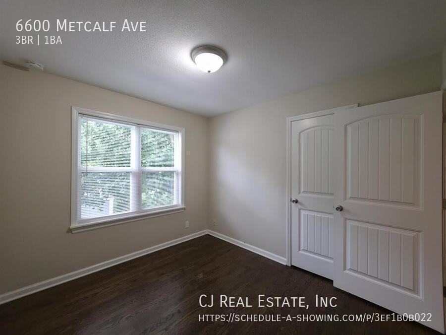 6600 Metcalf Ave - Photo 7 of 11