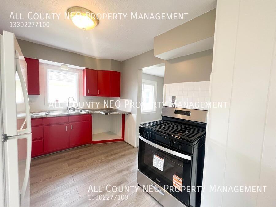 1217 Dietz Ave - Photo 5 of 12