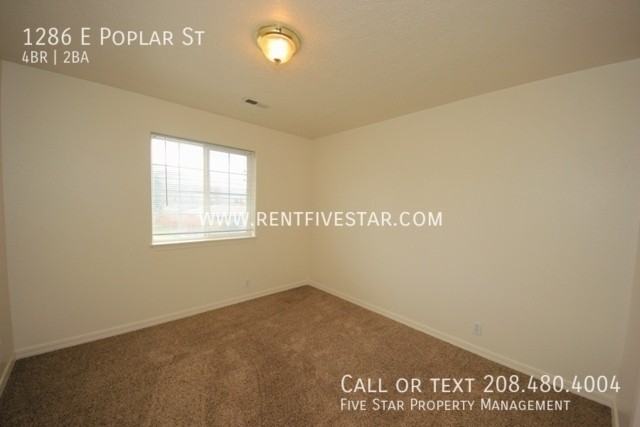 1286 E Poplar St - Photo 7 of 13