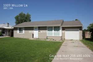 featured image of 1009 Willow Ln