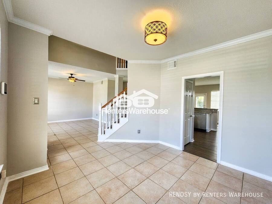 2412 N Mission Cir - Photo 6 of 30