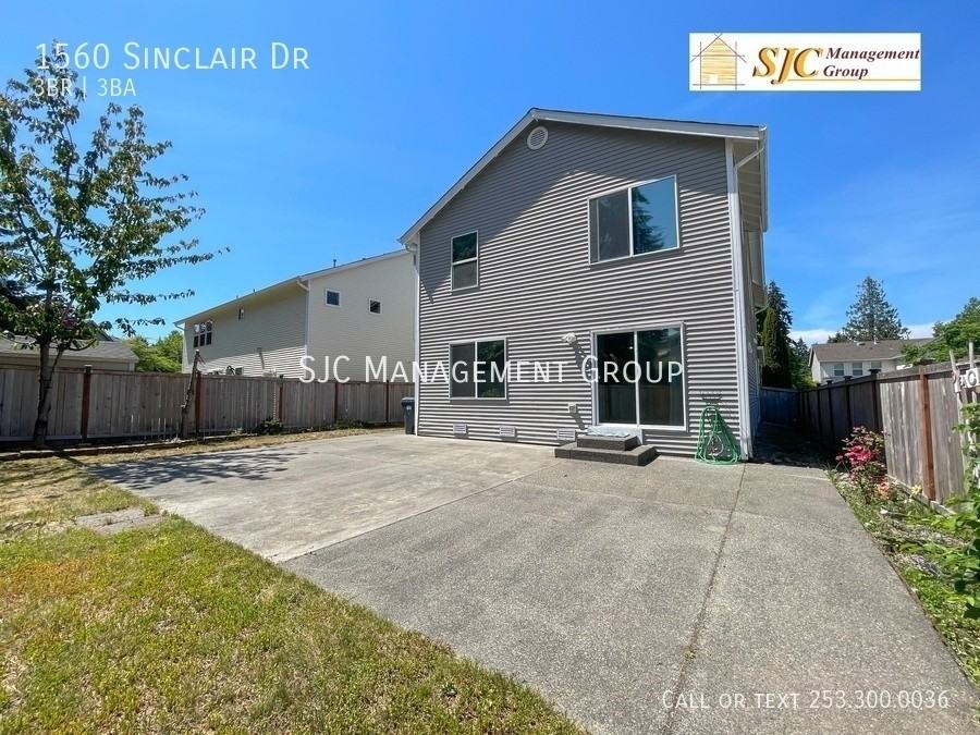 1560 Sinclair Dr - Photo 2 of 22