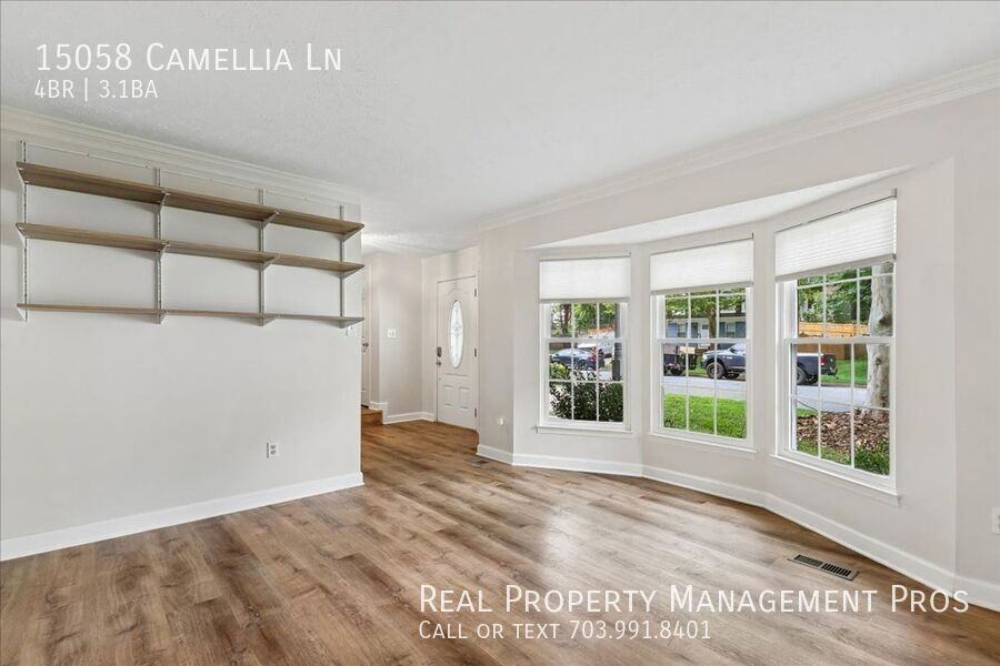 15058 Camellia Ln - Photo 2 of 50