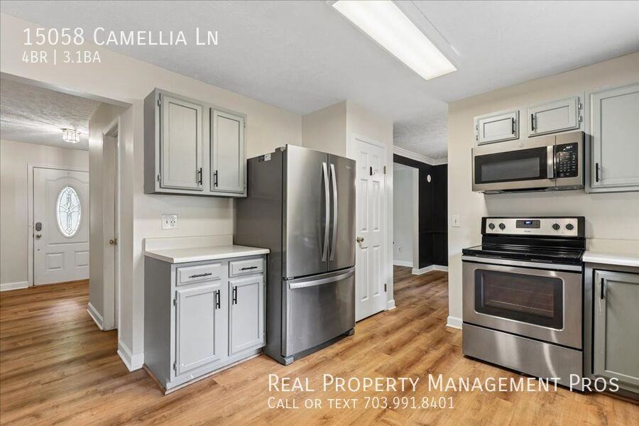 15058 Camellia Ln - Photo 6 of 50