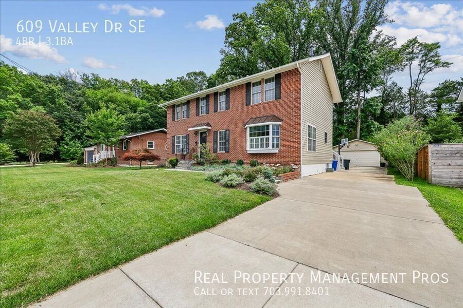 609 Valley Dr Se - Photo 2 of 50