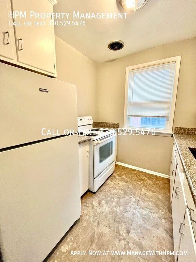 893 S Green Rd #8 - Photo 4 of 6