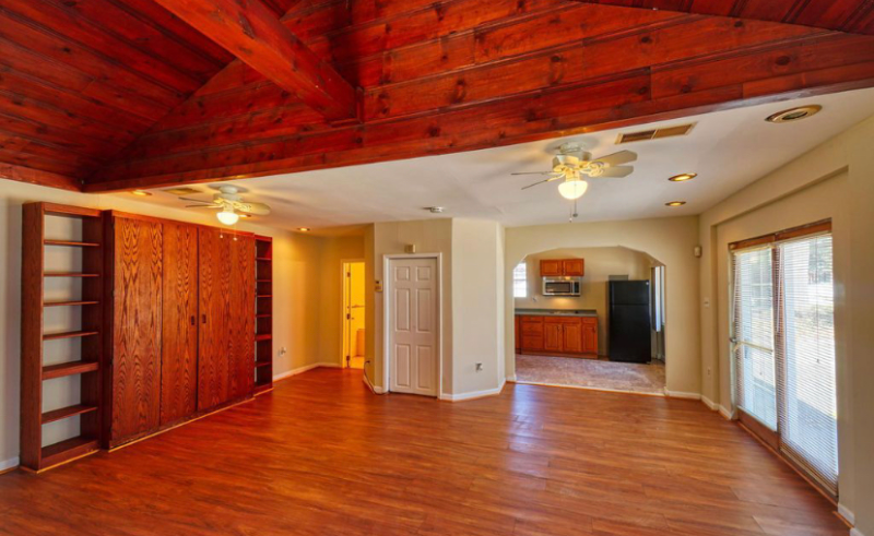 10215 Livingston Rd #A - Photo 4 of 8