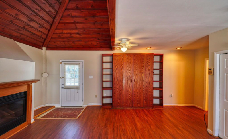 10215 Livingston Rd #A - Photo 5 of 8