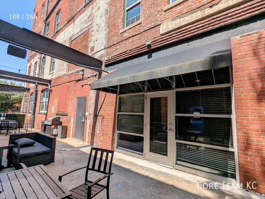 204 Walnut St #103 - Photo 3 of 30