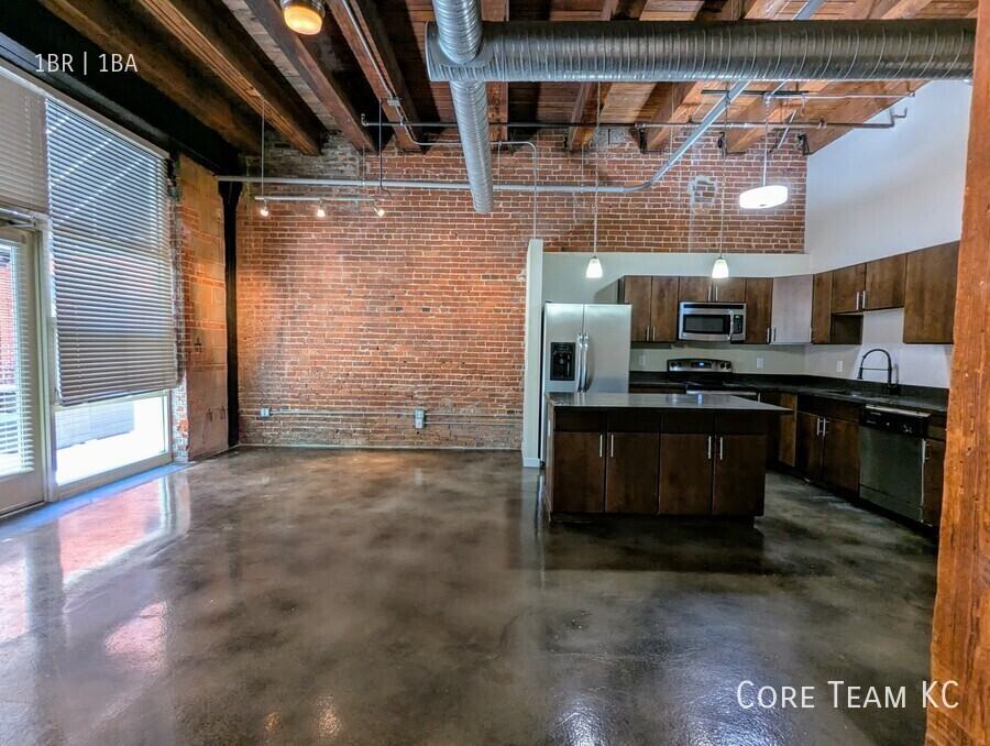 204 Walnut St #103 - Photo 6 of 30