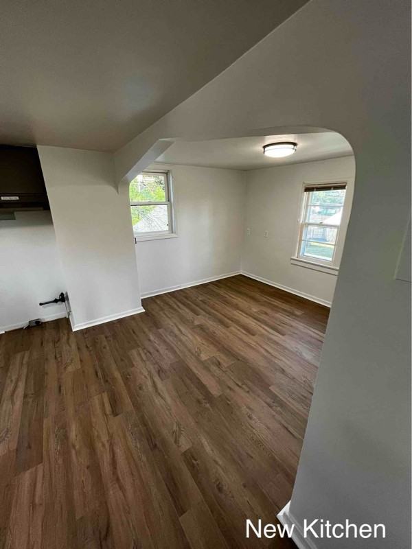2113 Wiemann Ave - Photo 3 of 9