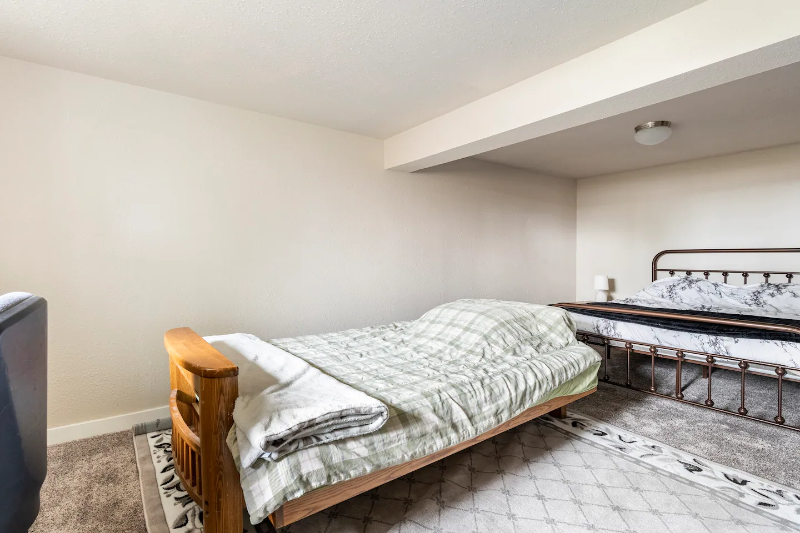 557 Bronson Pl Ne - Photo 5 of 20