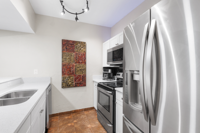 4187 Abbey Ct - Photo 3 of 25