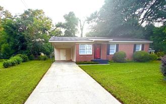 319 Orchard Ln - Photo 1 of 1