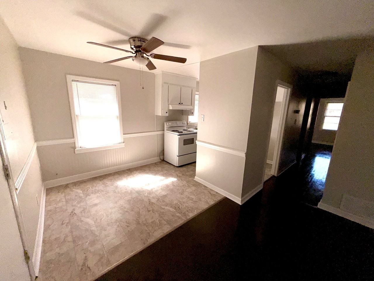 319 Orchard Ln - Photo 3 of 12