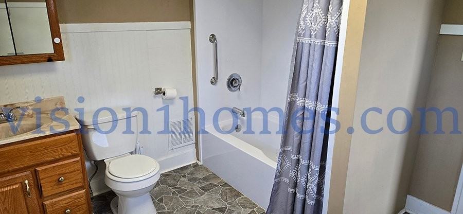 718 W Murphy St - Photo 7 of 22