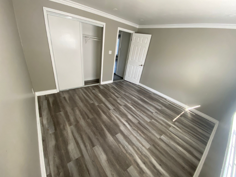 8128 Puritan St - Photo 6 of 11