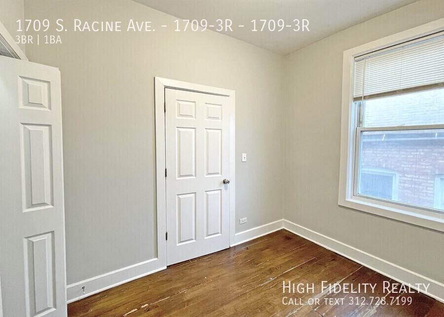 1709 S Racine Ave #1709-3R - Photo 5 of 8