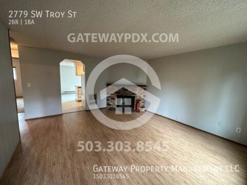 2779 Sw Troy St - Photo 3 of 17
