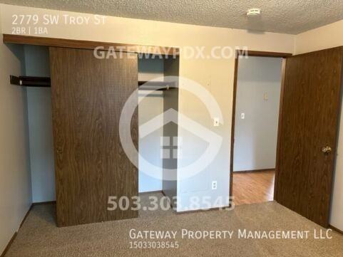 2779 Sw Troy St - Photo 6 of 17