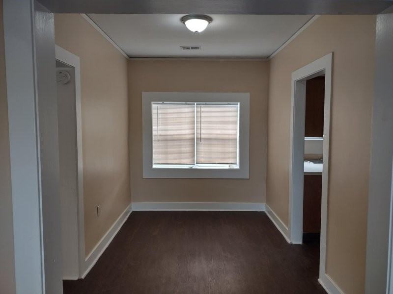 4 Church Ave #D - Photo 2 of 5